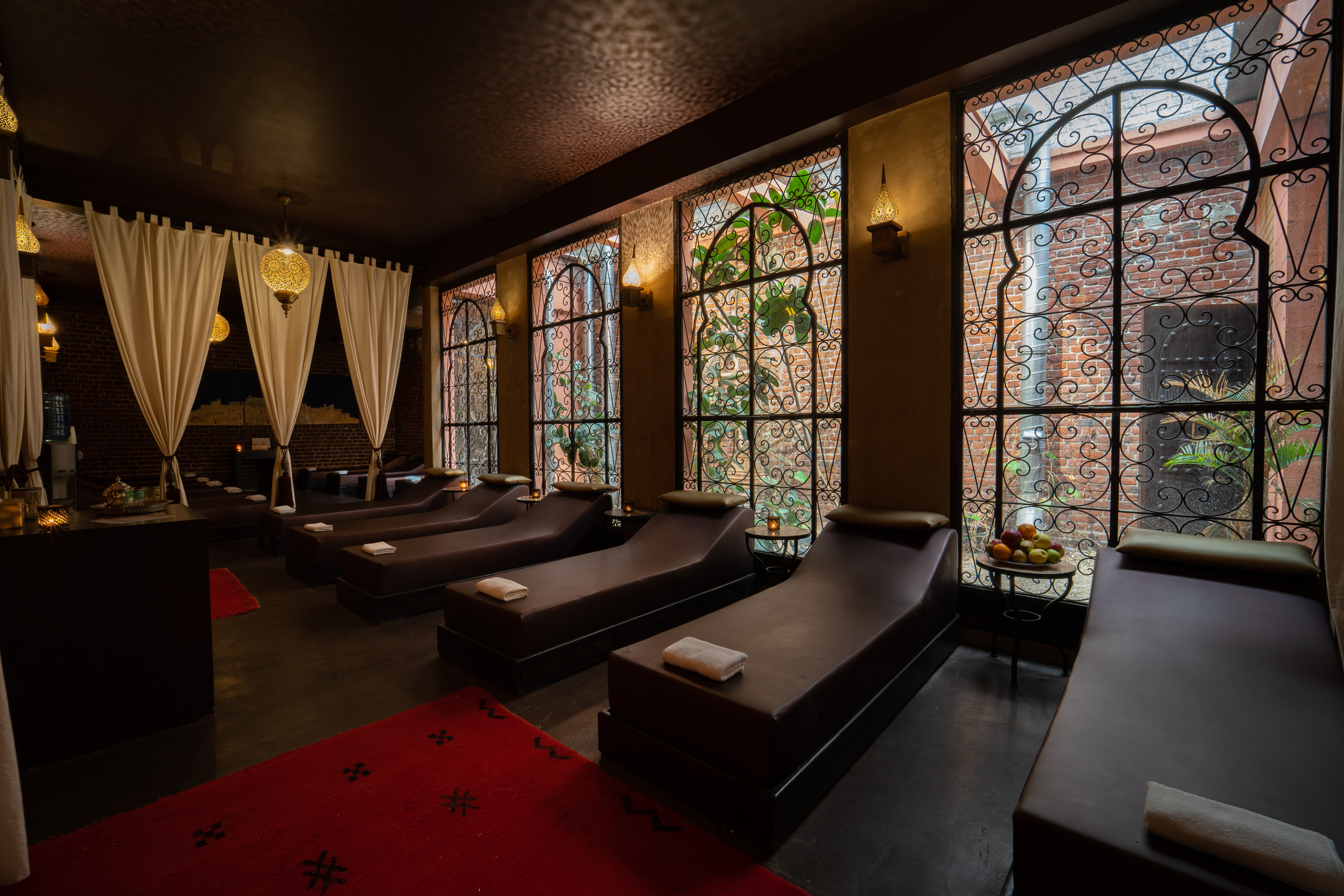 <p><span style="font-size:20px;color:#f4ead9;">Réservez en Ligne </span><br /><span style="font-size:20px;color:#f4ead9;">Hammam & Spa</span></p> Réserver