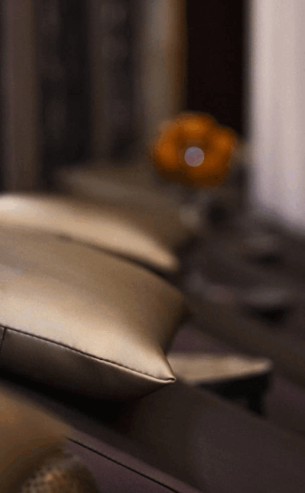 <p><span style="font-size:20px;color:#f4ead9;">Boutique & Carte Cadeau</span></p>